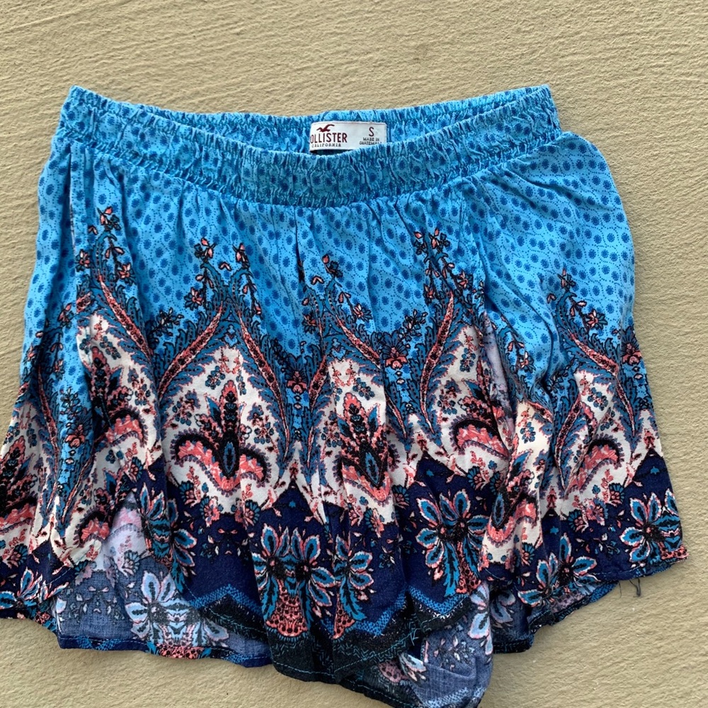 Flowy shorts